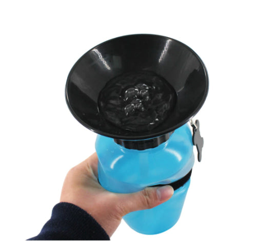 BOTELLA DISPENSADORA DE AGUA PORTÁTIL PARA PERROS – 500ML